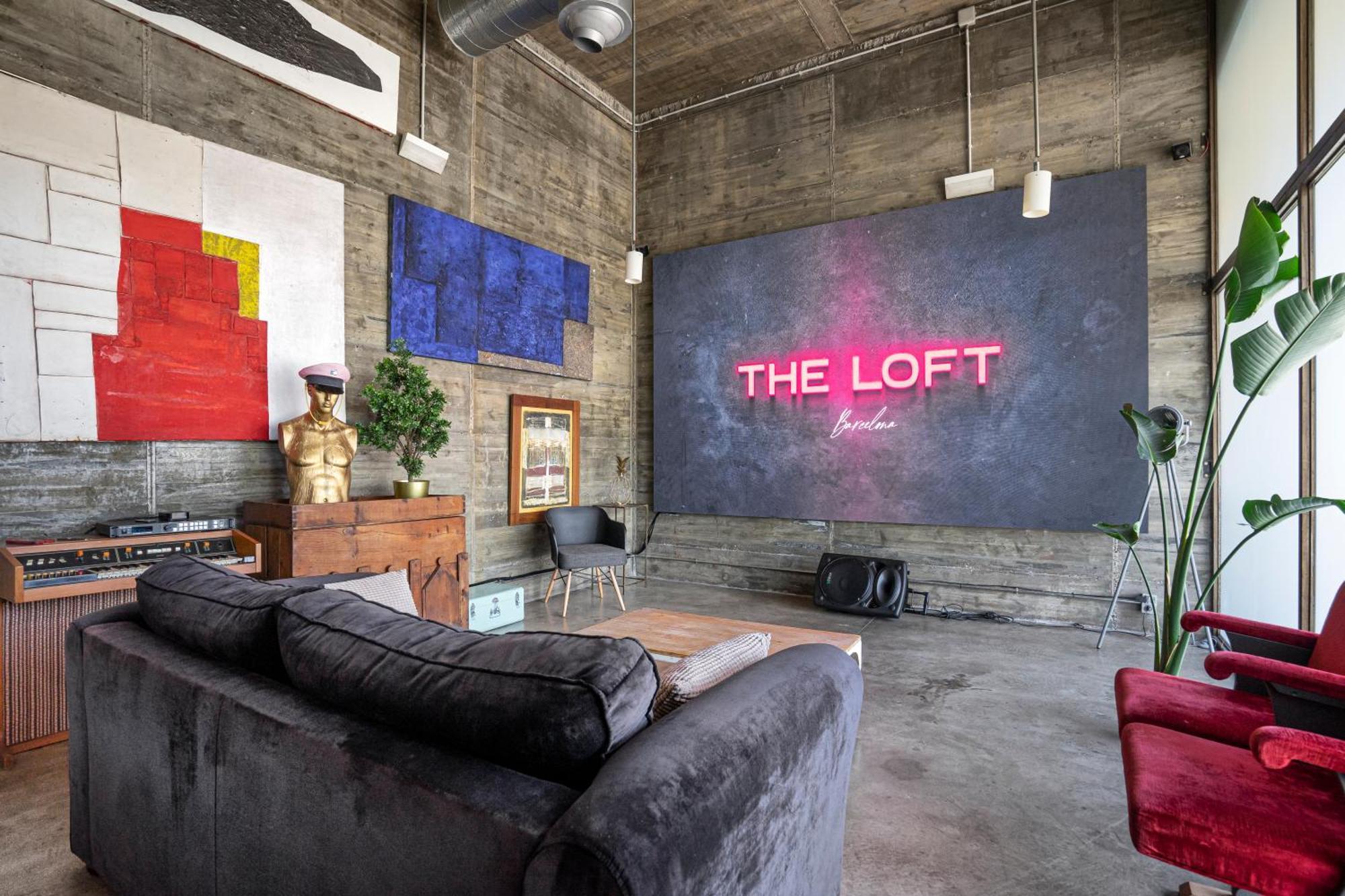 The Loft - With Private Pool & Jacuzzi Villa Corbera de Llobregat Bagian luar foto